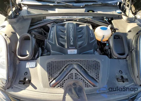 2016 Porsche Macan Turbo z USA, uszkodzony, nr VIN WP1AF2A51GLB90438